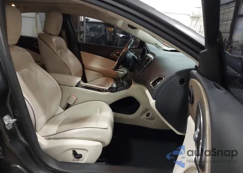 2015 Chrysler 200 C from USA, damaged, VIN 1C3CCCCG7FN527936